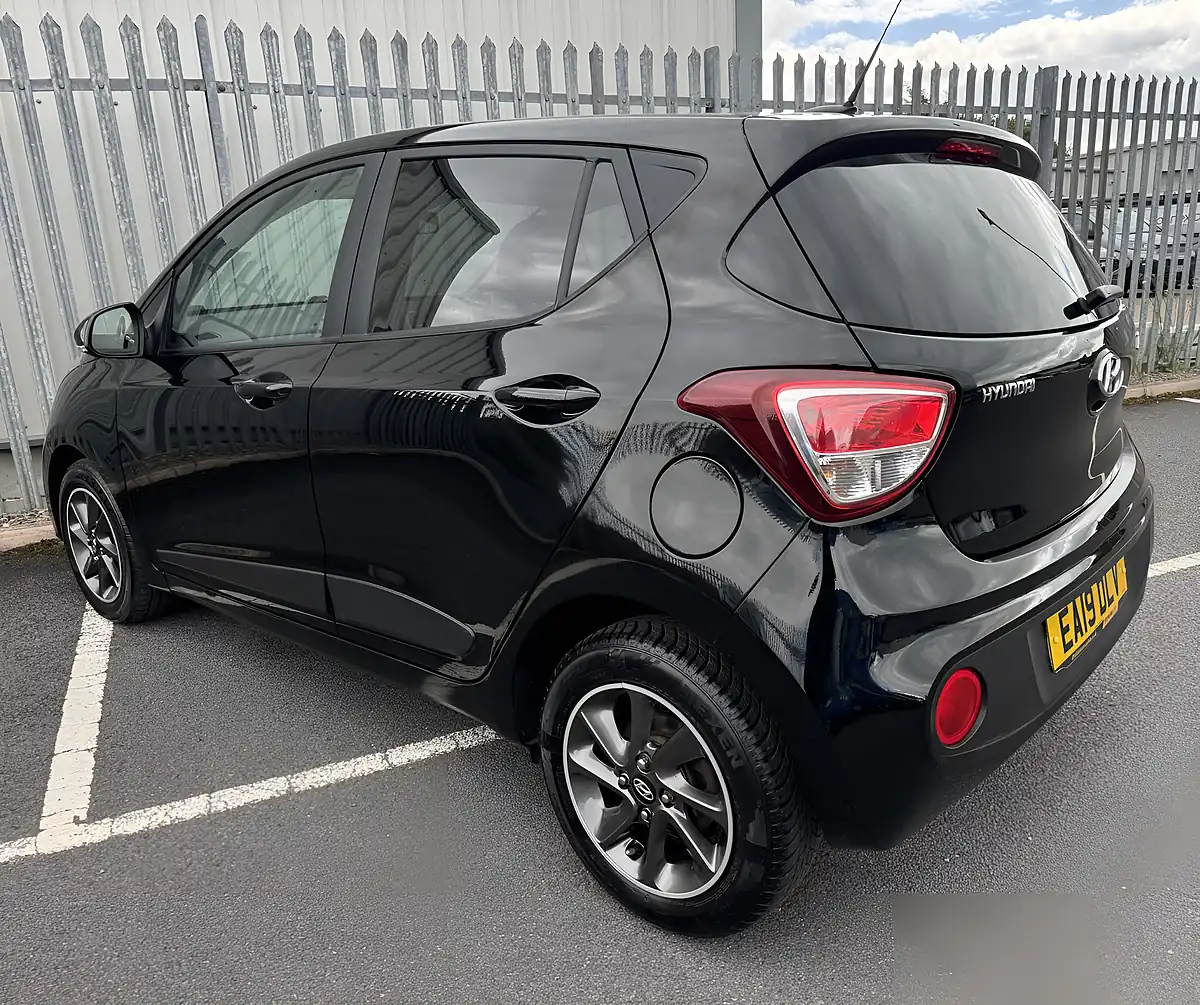Used 2019 Hyundai I10 Premium Black - Interior and Exterior details 4