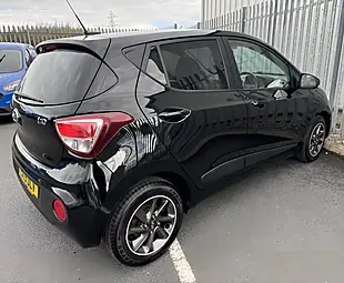 Used 2019 Hyundai I10 Premium Black - Interior and Exterior details 5