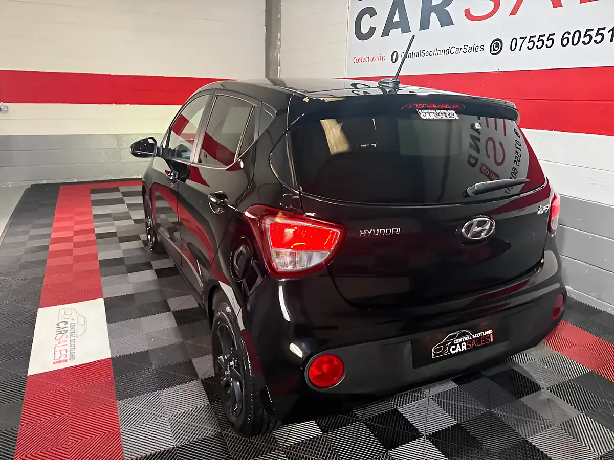 Used 2019 Hyundai i10 Premium Black - Interior and Exterior details 4