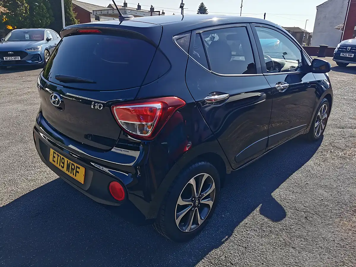 Used 2019 Hyundai I10 Premium Se Black - Interior and Exterior details 6