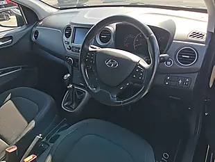 Used 2019 Hyundai I10 Premium Se Black - Interior and Exterior details 7