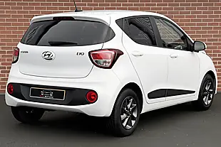 Used 2019 Hyundai i10 Premium White - Interior and Exterior details 10