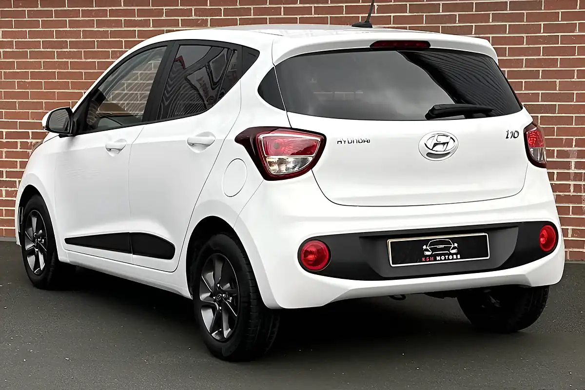 Used 2019 Hyundai i10 Premium White - Interior and Exterior details 2