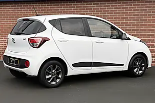 Used 2019 Hyundai i10 Premium White - Interior and Exterior details 20