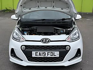 Used 2019 Hyundai i10 Premium White - Interior and Exterior details 10