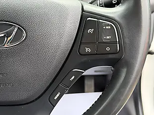 Used 2019 Hyundai i10 Premium White - Interior and Exterior details 18
