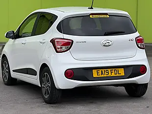 Used 2019 Hyundai i10 Premium White - Interior and Exterior details 7