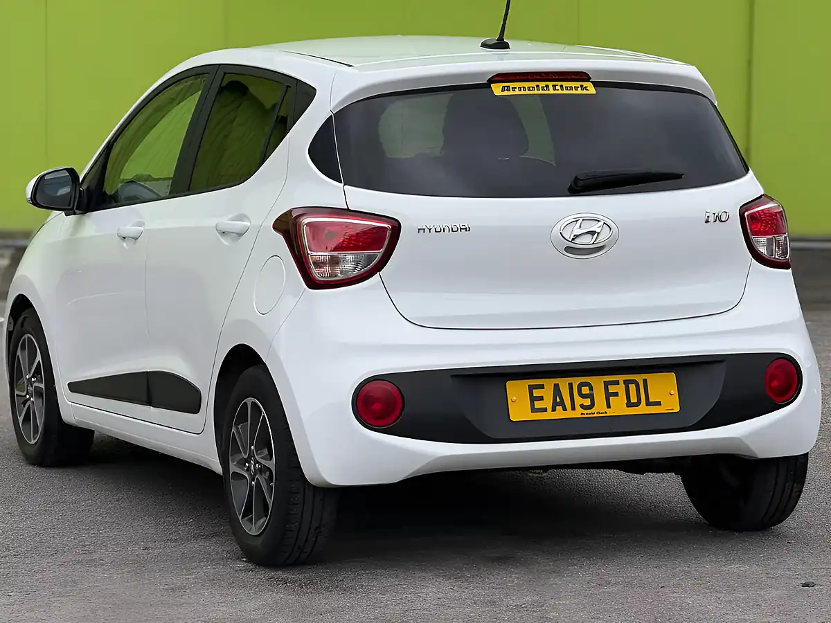Used 2019 Hyundai i10 Premium White - Interior and Exterior details 7