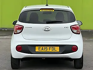 Used 2019 Hyundai i10 Premium White - Interior and Exterior details 8