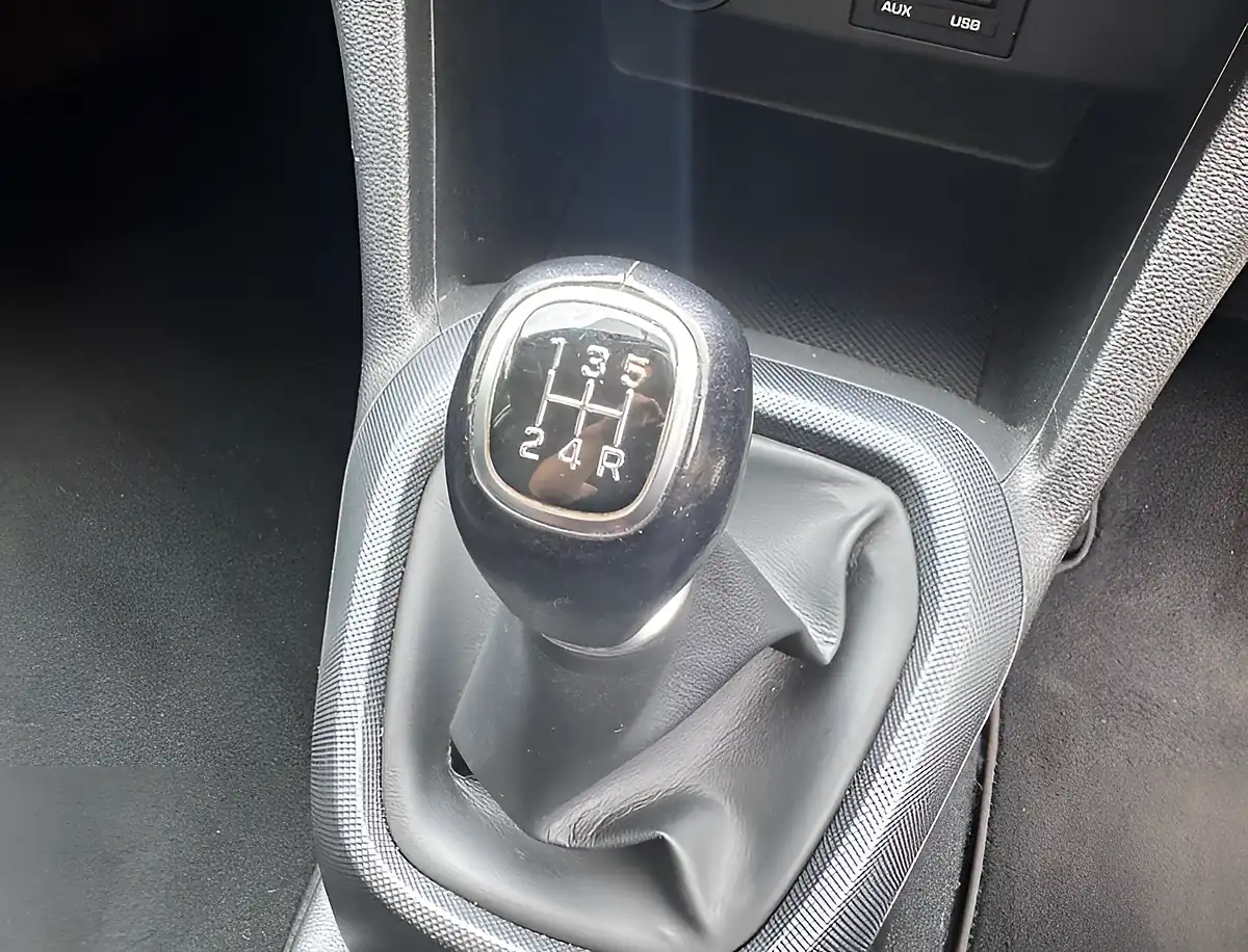 Used 2019 Hyundai i10 Se Aqua Sparkling - Interior and Exterior details 15