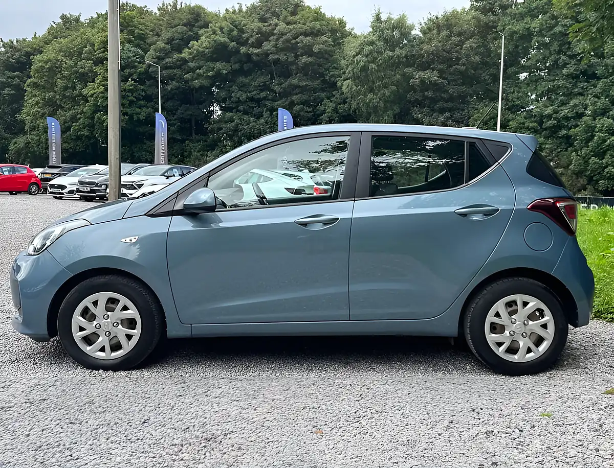 Used 2019 Hyundai i10 Se Aqua Sparkling - Interior and Exterior details 6