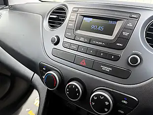 Used 2019 Hyundai I10 Se Blue - Interior and Exterior details 17