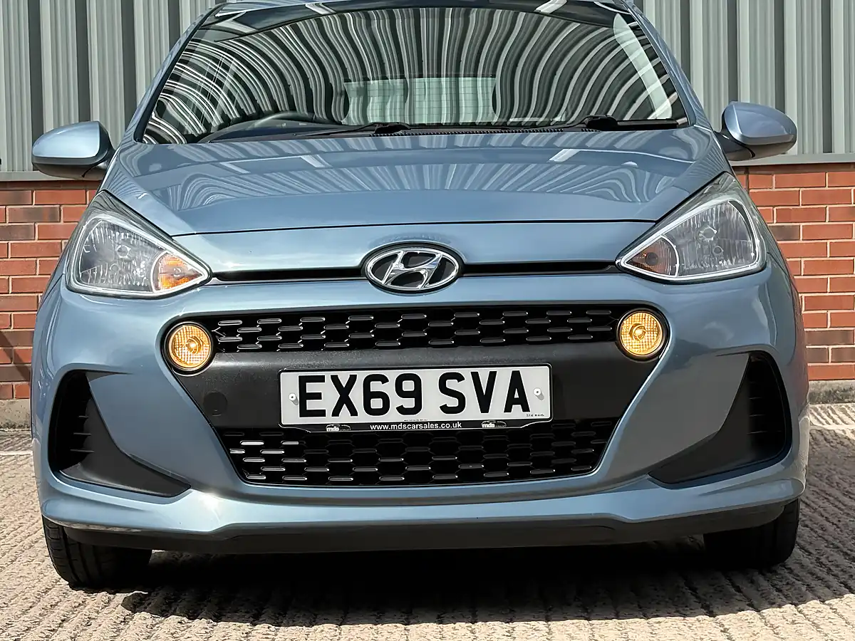 Used 2019 Hyundai I10 Se Blue - Interior and Exterior details 3