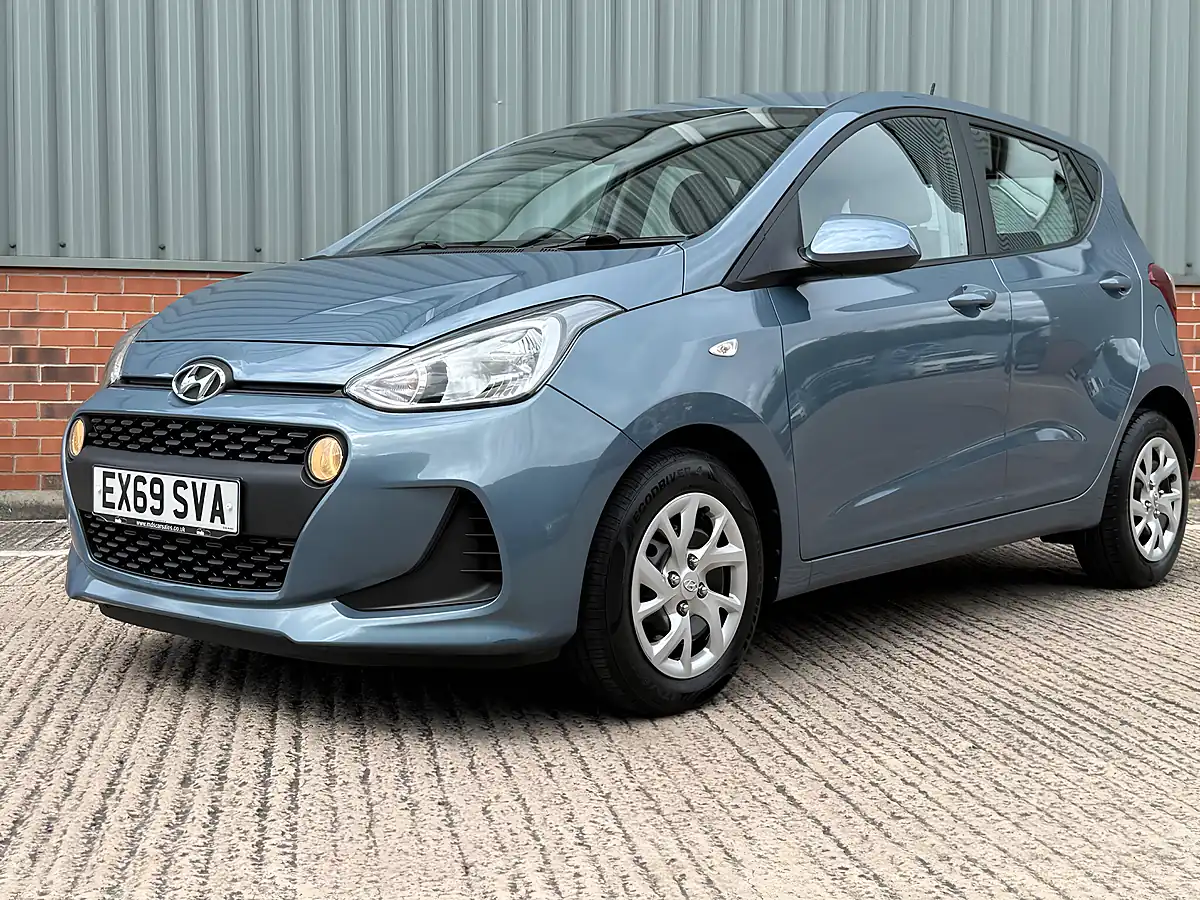 Used 2019 Hyundai I10 Se Blue - Interior and Exterior details 4