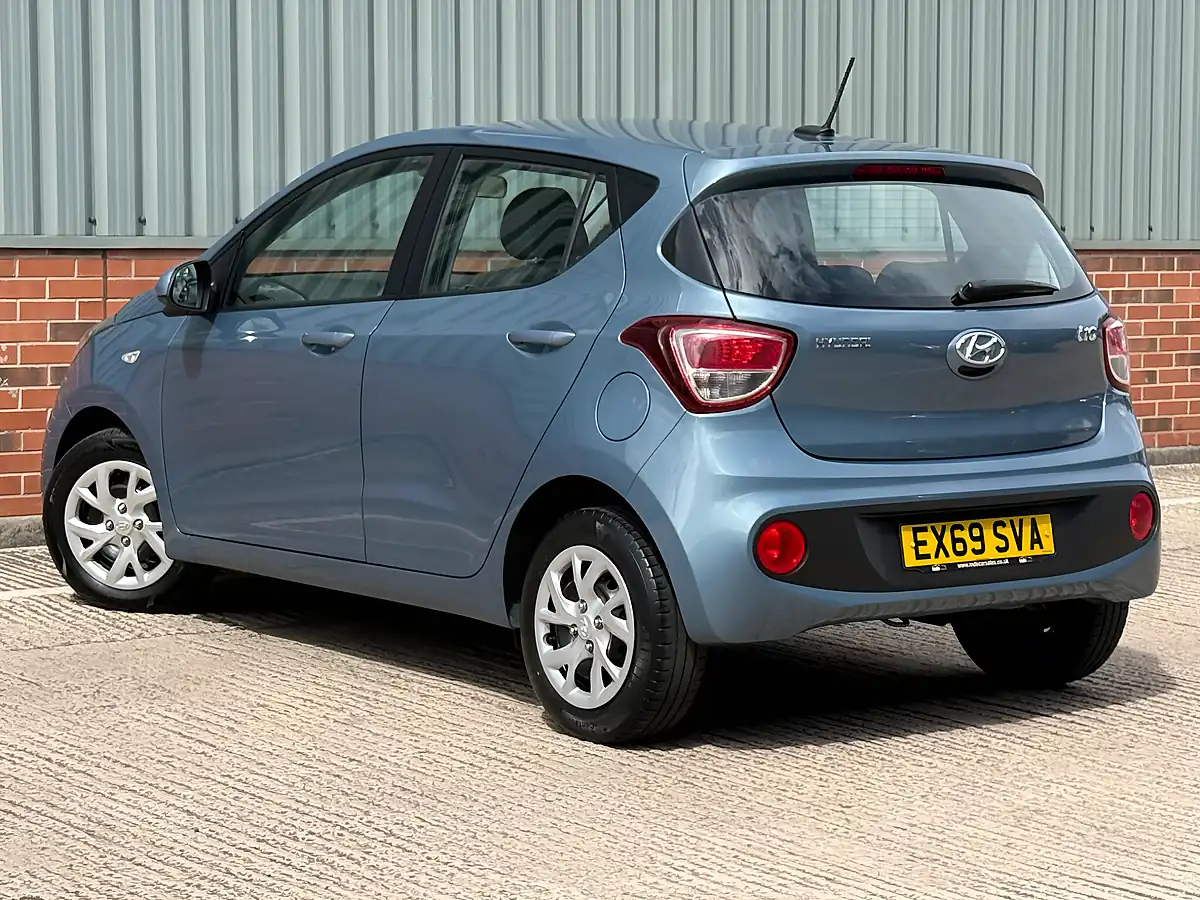 Used 2019 Hyundai I10 Se Blue - Interior and Exterior details 5