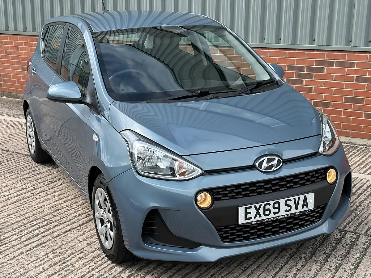 Used 2019 Hyundai I10 Se Blue - Interior and Exterior details 7