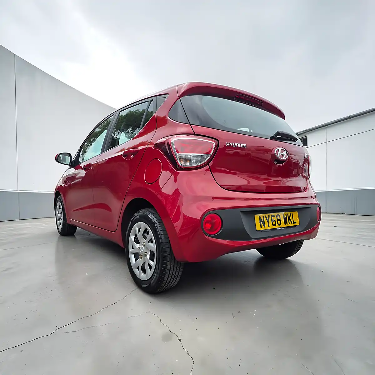 Used 2019 Hyundai i10 Se Shiraz Premium - Interior and Exterior details 10