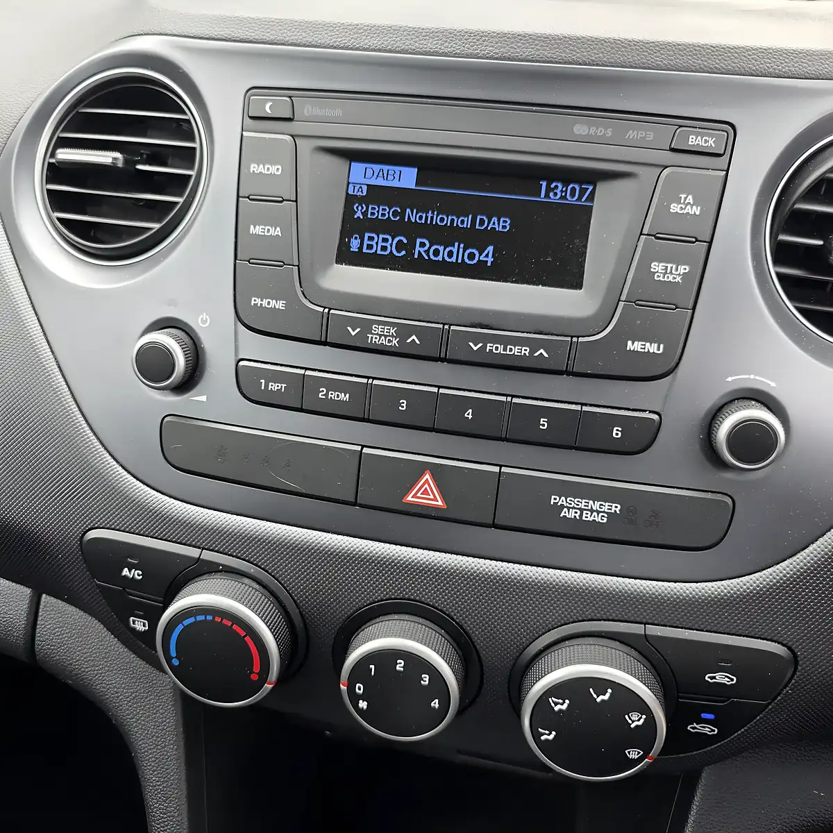 Used 2019 Hyundai i10 Se Shiraz Premium - Interior and Exterior details 16