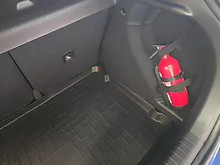 Used 2019 Hyundai I20 Play Blue - Interior and Exterior details 13