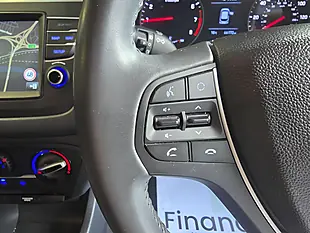 Used 2019 Hyundai I20 Play Blue - Interior and Exterior details 16