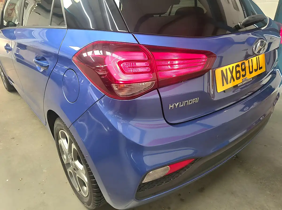 Used 2019 Hyundai I20 Play Blue - Interior and Exterior details 4