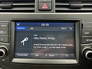 Used 2019 Hyundai I20 Play Edition White - Interior and Exterior details 10