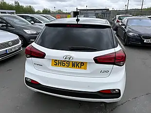 Used 2019 Hyundai I20 Play Edition White - Interior and Exterior details 12