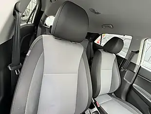 Used 2019 Hyundai I20 Play Edition White - Interior and Exterior details 8