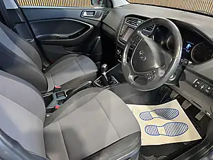 Used 2019 Hyundai i20 Play Grey - Interior and Exterior details 12