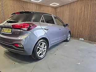 Used 2019 Hyundai i20 Play Grey - Interior and Exterior details 8