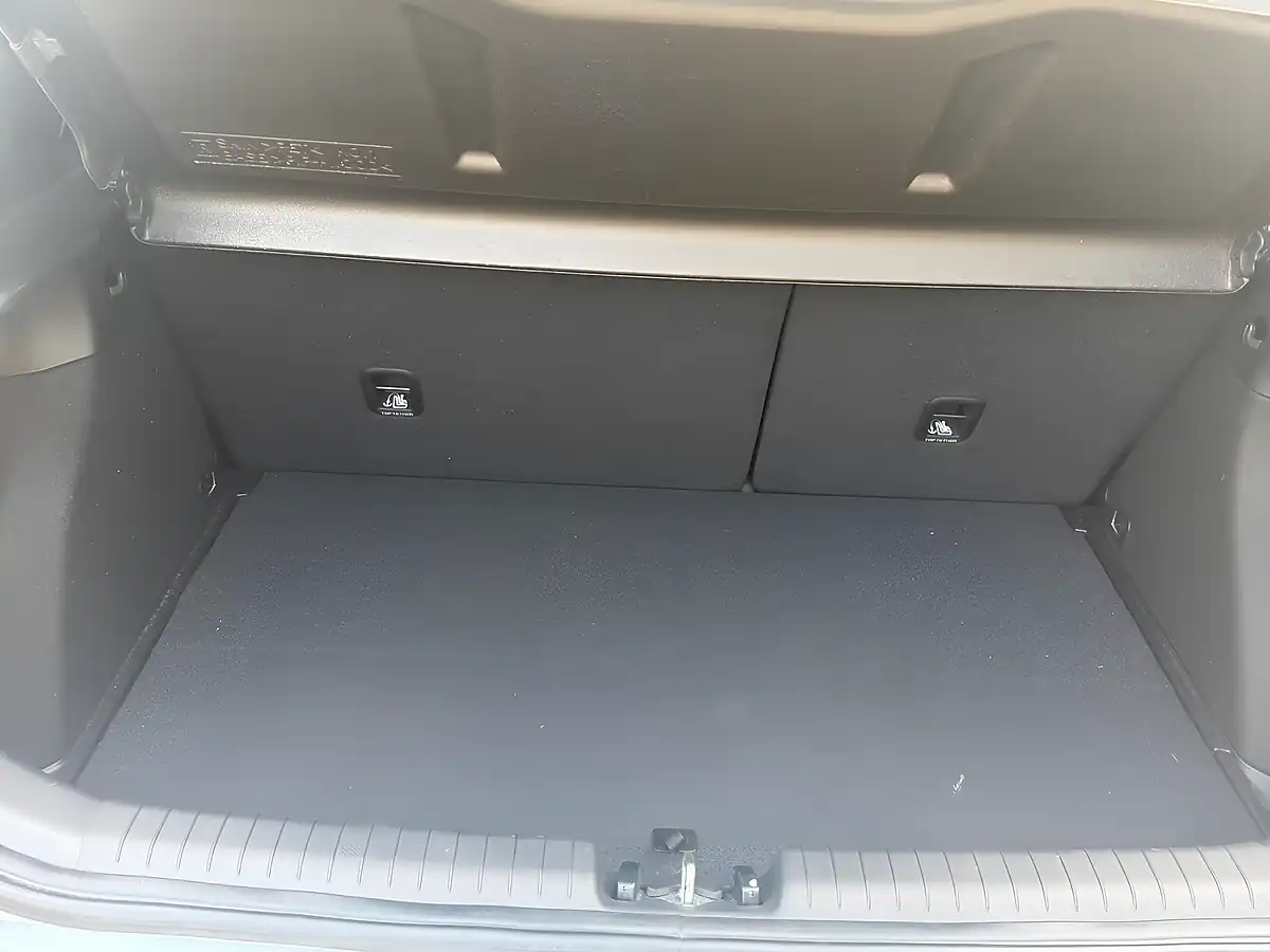 Used 2019 Hyundai I20 Premium Se Nav Grey - Interior and Exterior details 14