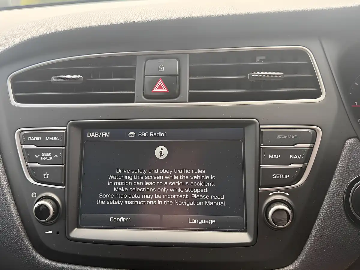 Used 2019 Hyundai I20 Premium Se Nav Grey - Interior and Exterior details 5