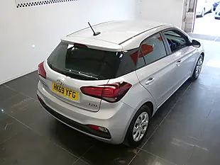 Used 2019 Hyundai i20 S-Connect Silver - Interior and Exterior details 20