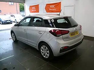 Used 2019 Hyundai i20 S-Connect Silver - Interior and Exterior details 6
