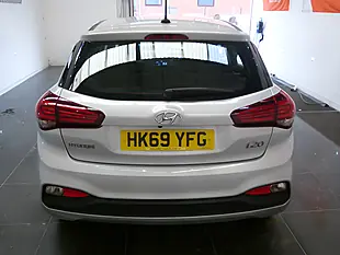 Used 2019 Hyundai i20 S-Connect Silver - Interior and Exterior details 7