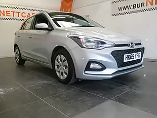 Used 2019 Hyundai i20 S-Connect Silver - Interior and Exterior details 9