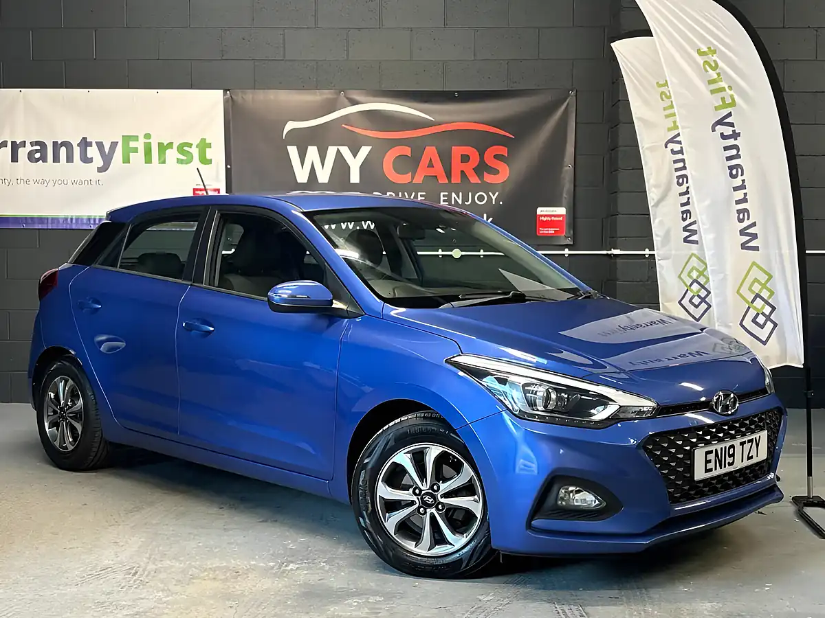 Used 2019 Hyundai I20 Se Launch Edition Blue - Front View