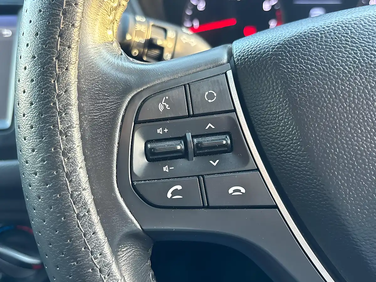 Used 2019 Hyundai I20 Se Launch Edition Blue - Interior and Exterior details 15