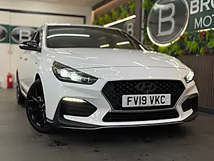 Used 2019 Hyundai i30 N Line+ White - Interior and Exterior details 3