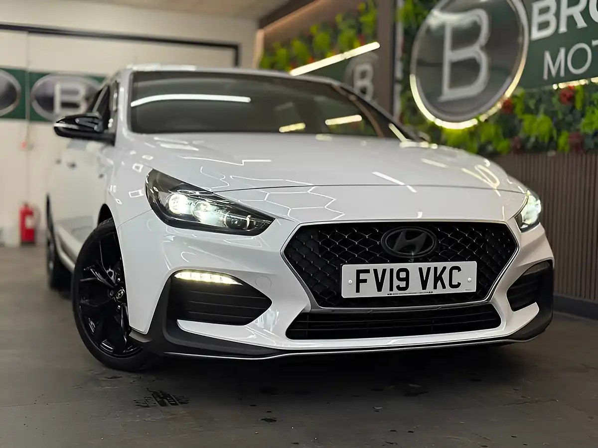 Used 2019 Hyundai i30 N Line+ White - Interior and Exterior details 3