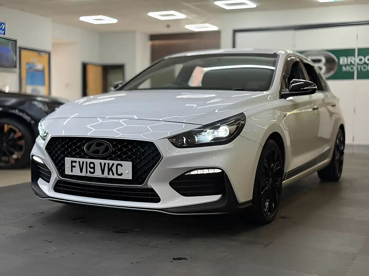 Used 2019 Hyundai i30 N Line+ White - Interior and Exterior details 5