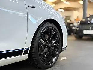 Used 2019 Hyundai i30 N Line+ White - Interior and Exterior details 7