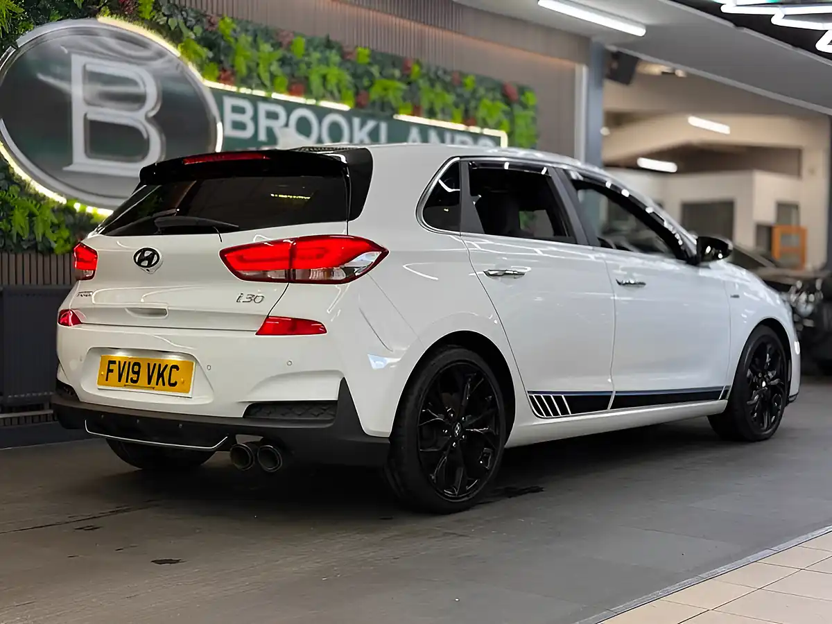 Used 2019 Hyundai i30 N Line+ White - Interior and Exterior details 9