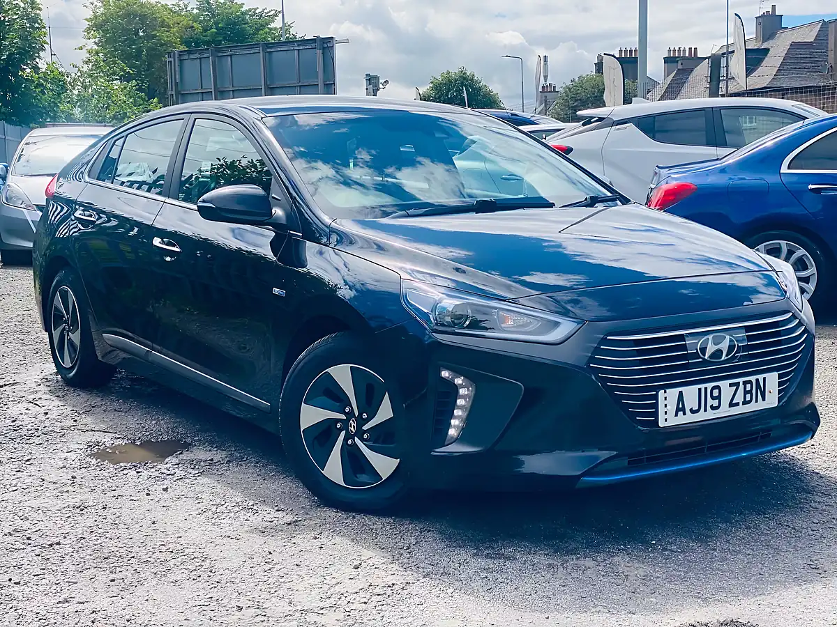 Used 2019 Hyundai Ioniq Premium Black - Front View