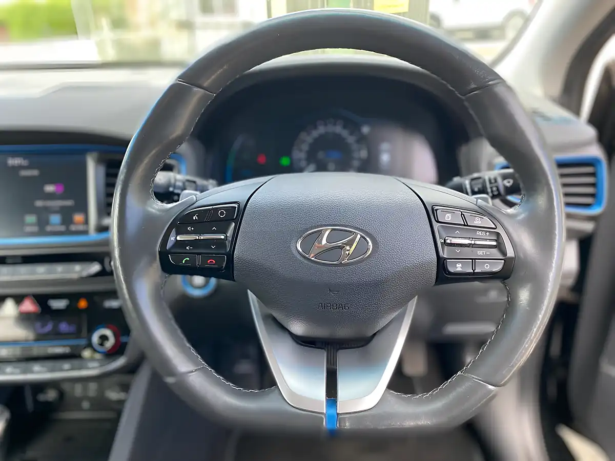 Used 2019 Hyundai Ioniq Premium Black - Interior and Exterior details 17