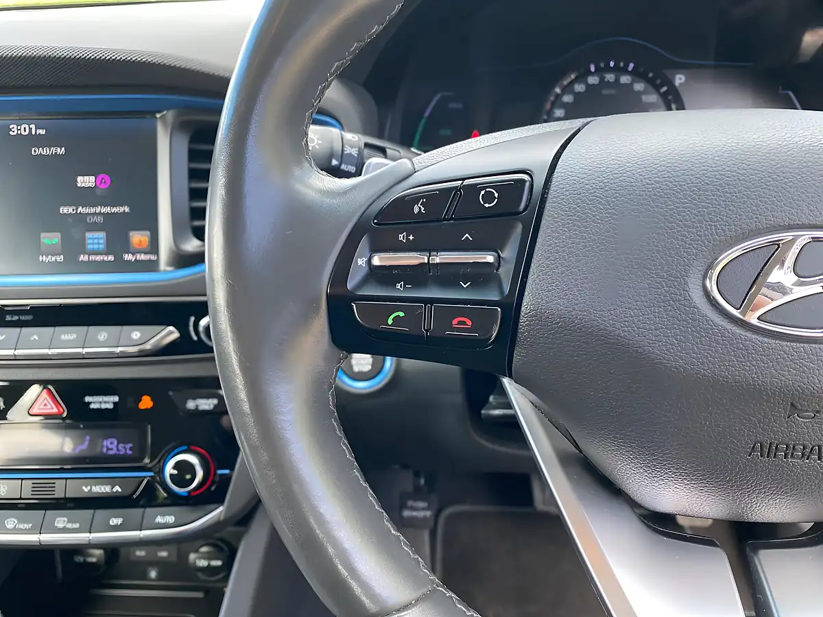 Used 2019 Hyundai Ioniq Premium Black - Interior and Exterior details 18