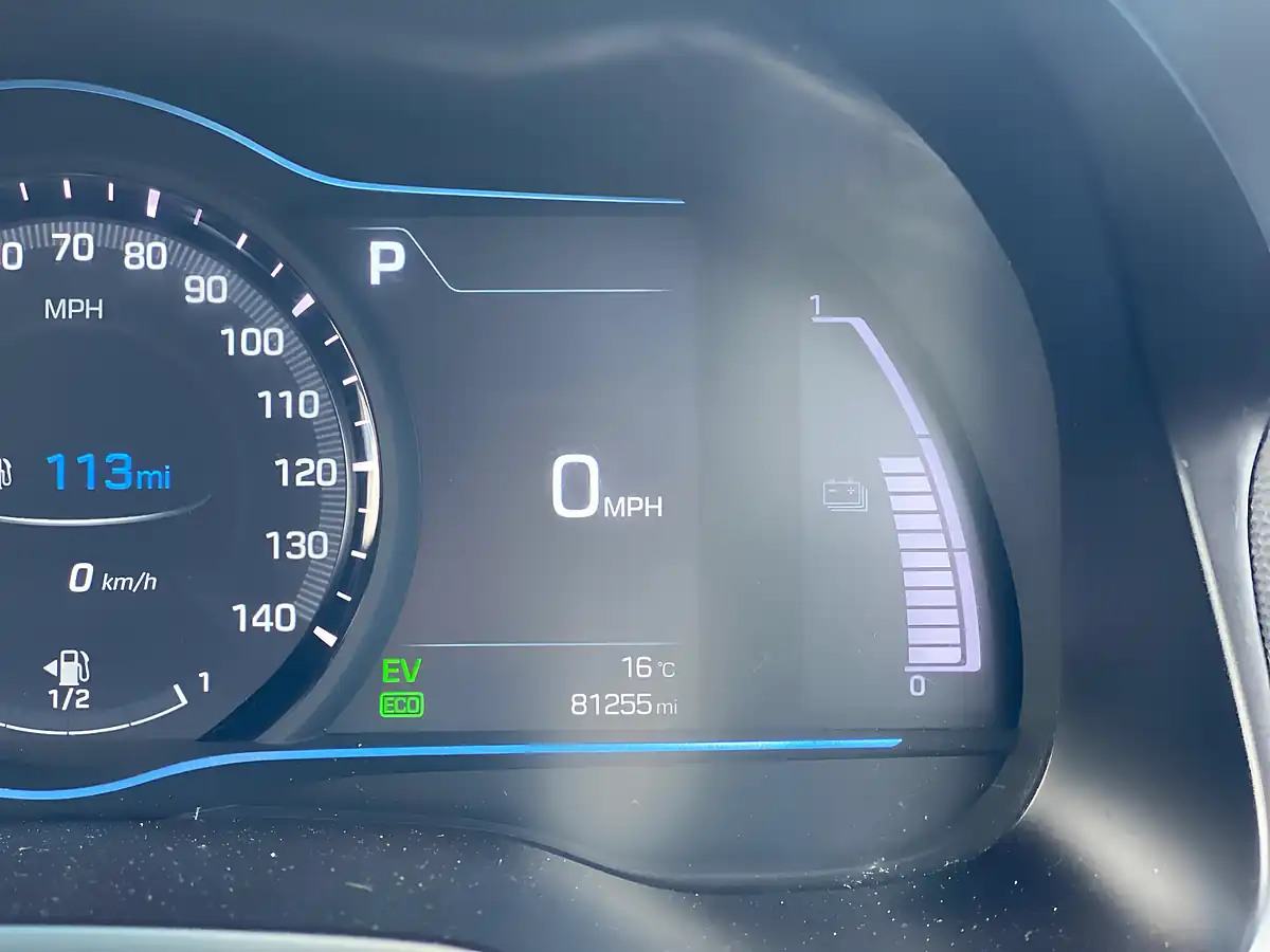 Used 2019 Hyundai Ioniq Premium Black - Interior and Exterior details 20