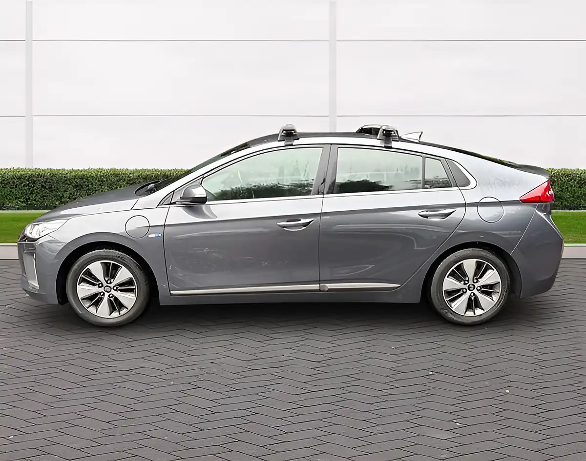 Used 2019 Hyundai Ioniq Premium Se Iron Grey - Interior and Exterior details 6