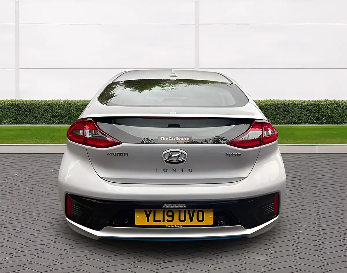 Used 2019 Hyundai Ioniq Premium Se Platinum Silver - Interior and Exterior details 13