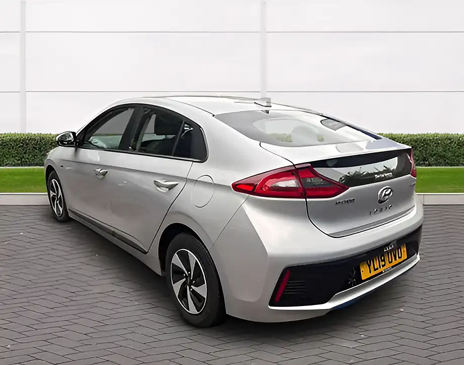 Used 2019 Hyundai Ioniq Premium Se Platinum Silver - Interior and Exterior details 20